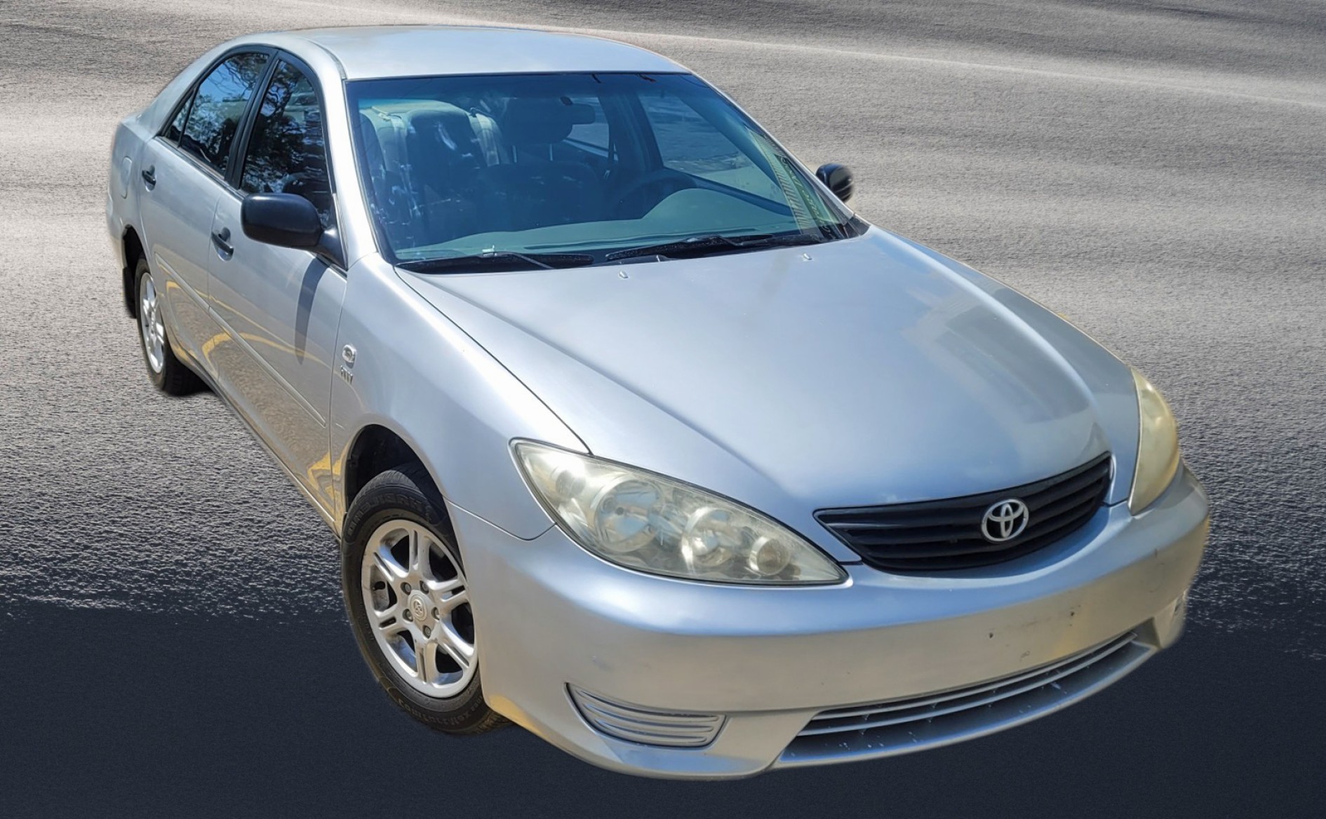 Logan TOYOTA CAMRY
