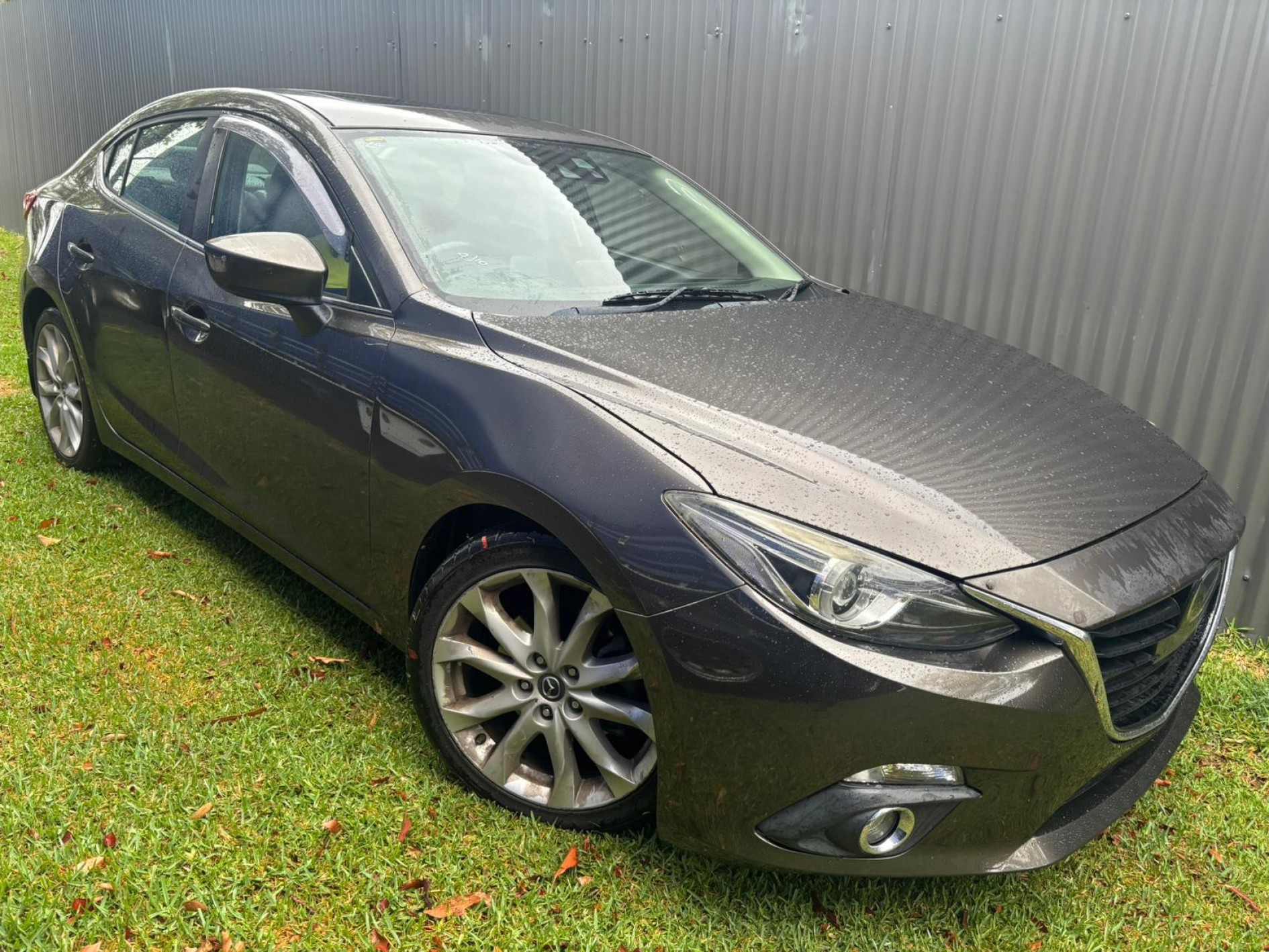 Moorooka2 MAZDA 3.