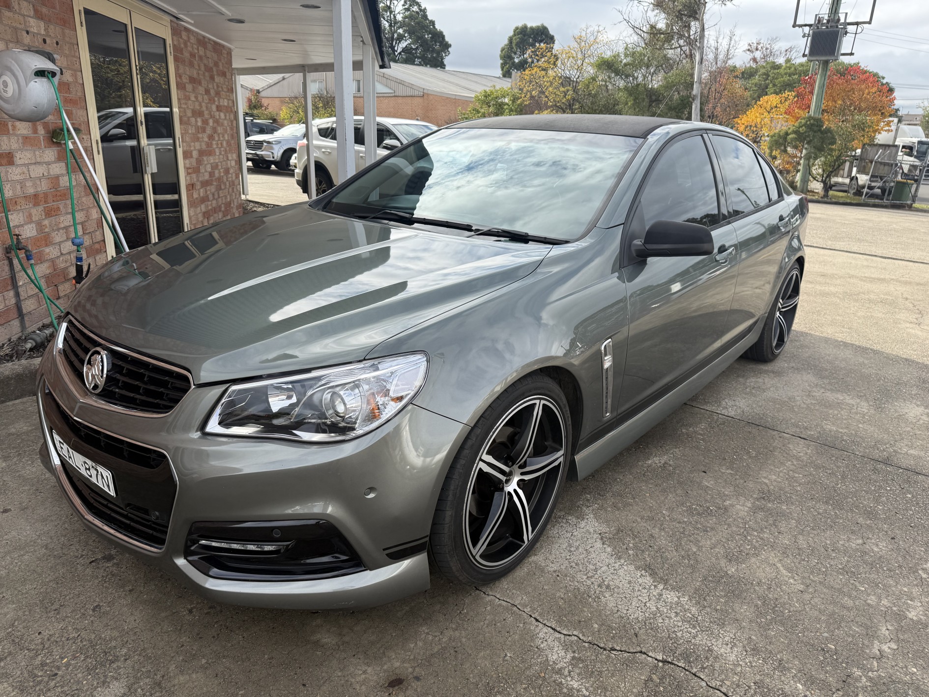 Sydney West HOLDEN COMMODORE SV6